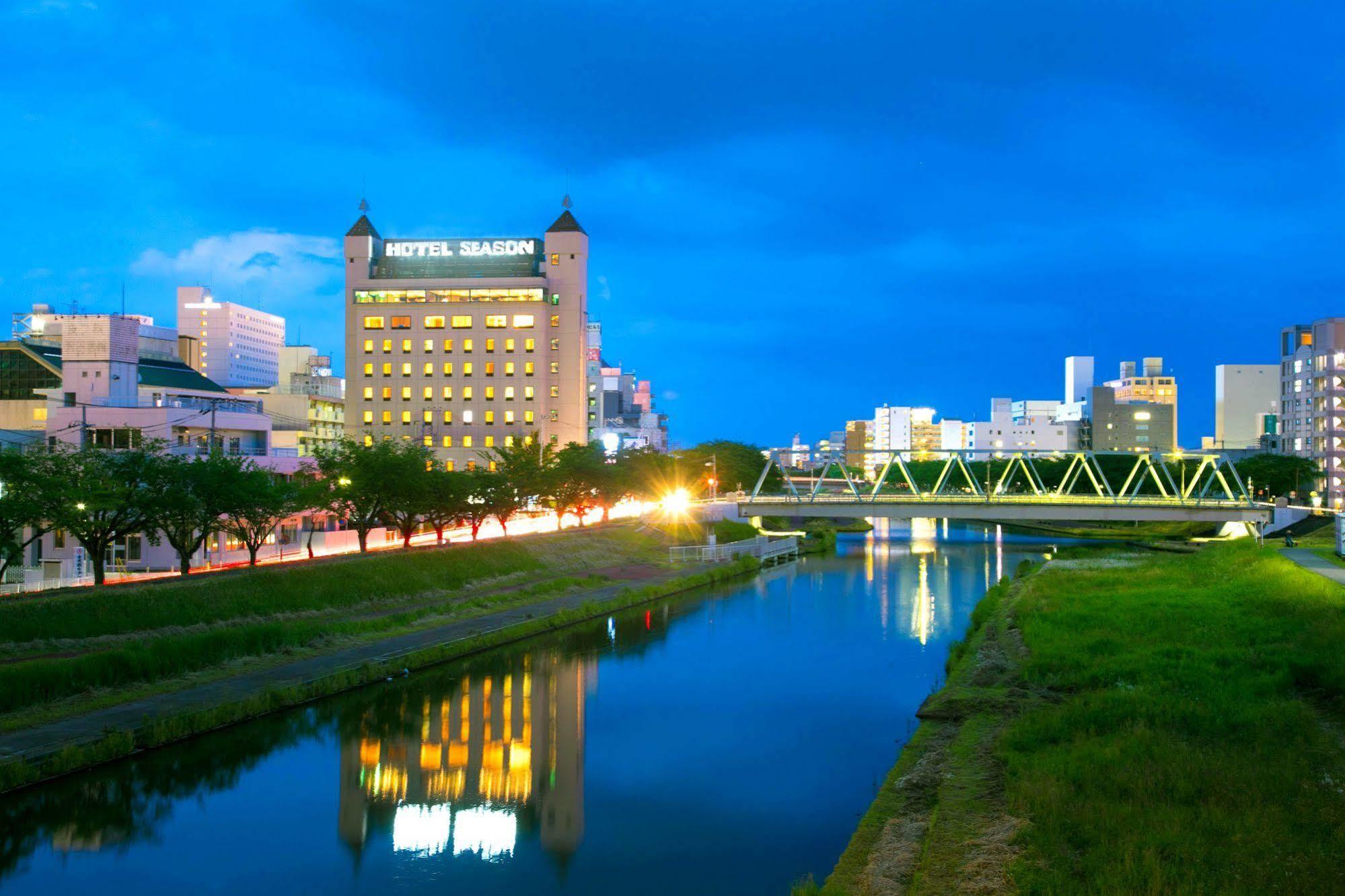 Mito Hotel Season Exterior foto