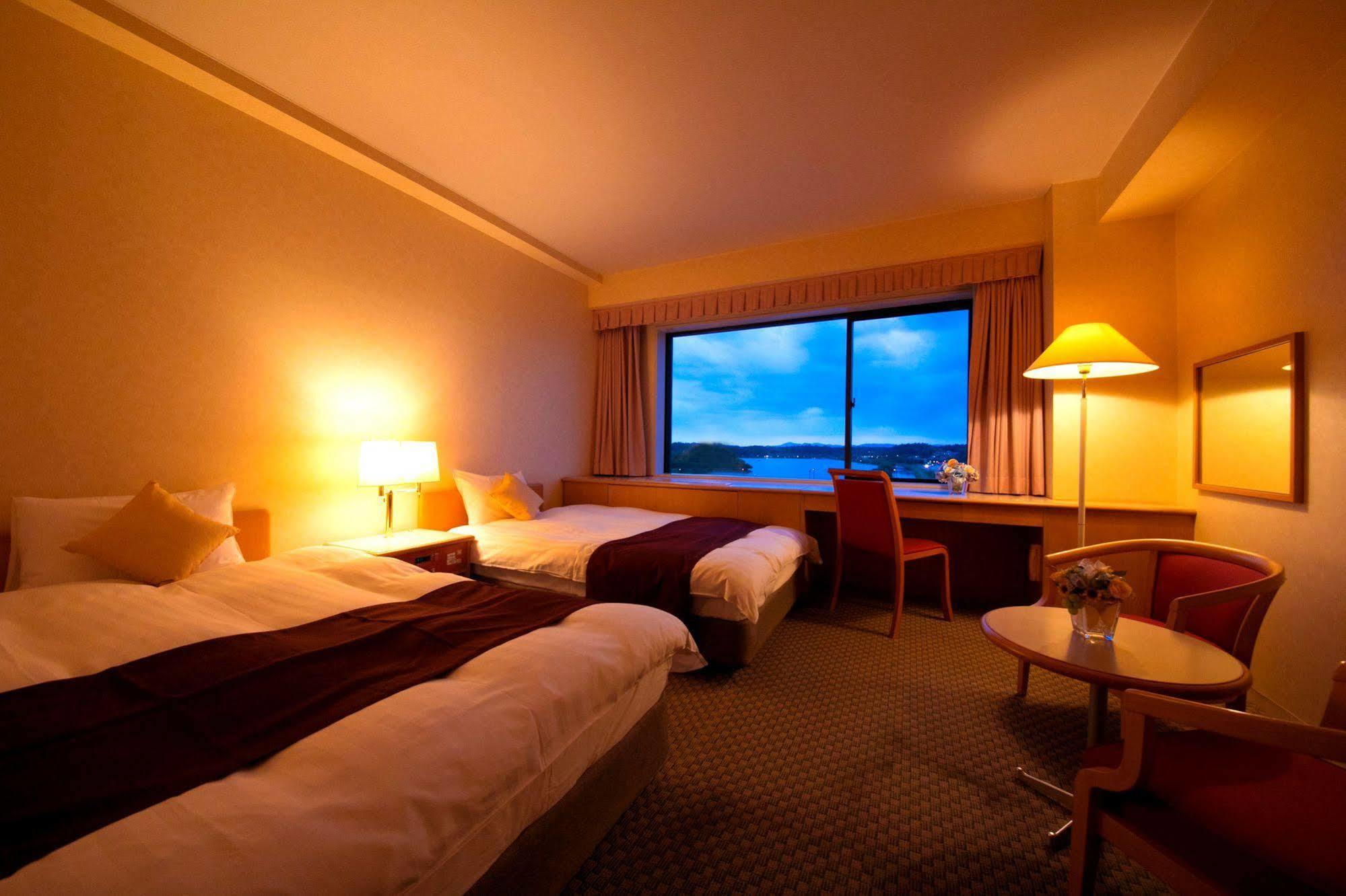 Mito Hotel Season Exterior foto